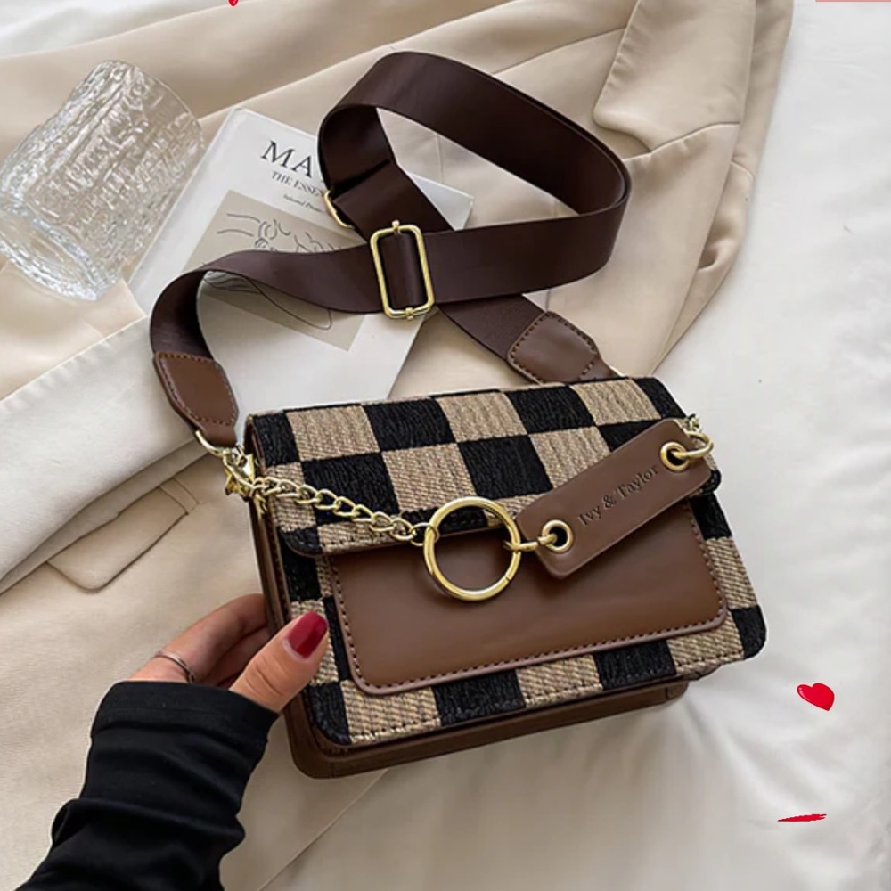 Ivy & Taylor The Paris shoulder bag
